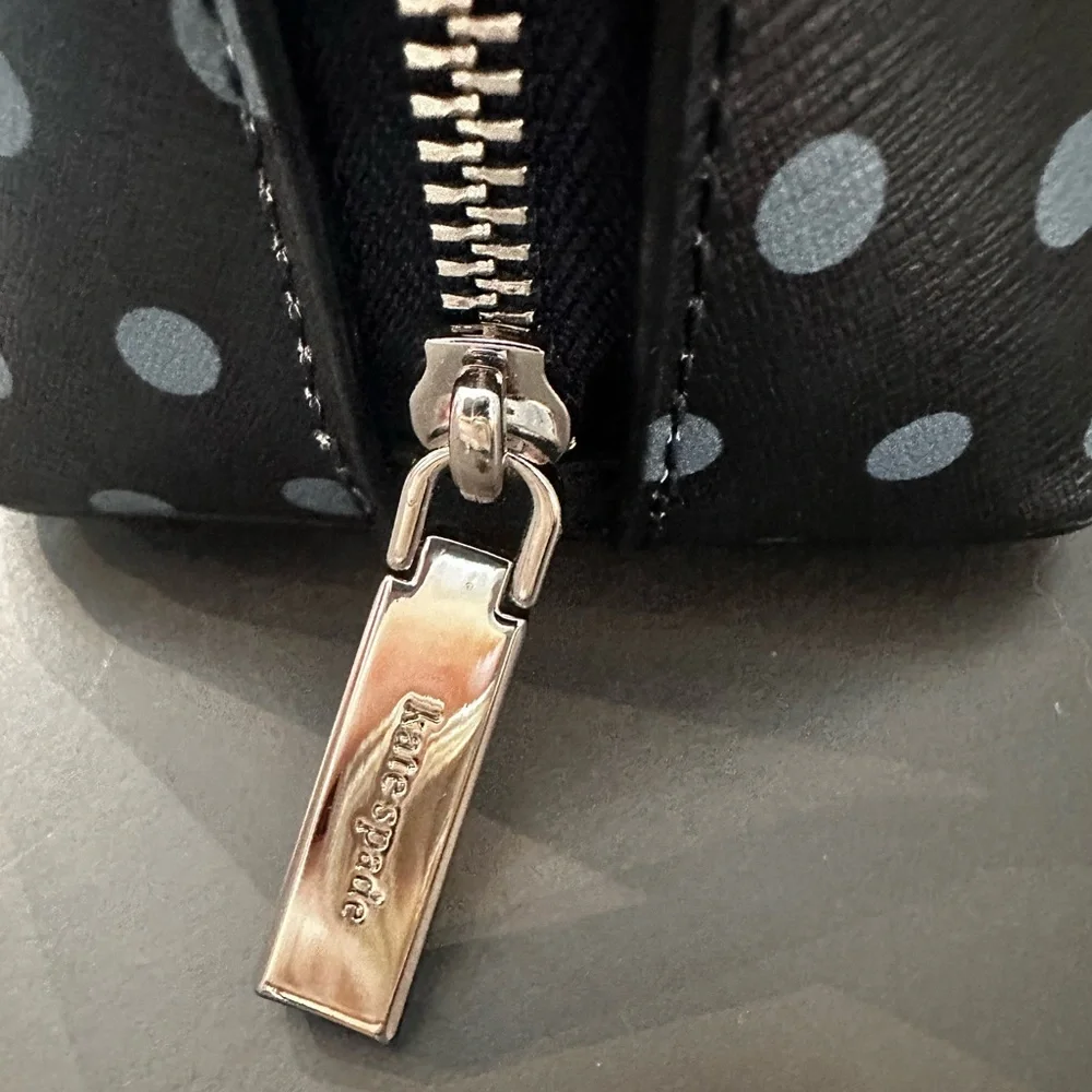 NWOT Kate Spade X Disney Alice in Wonderland Makeup Bag - Limited Edition Collab - Picture 5 of 9